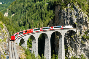 Lugano, Chiavenna e il Trenino dell'Albula