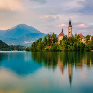 Ferragosto in Slovenia: le Grotte di Postumia, il Lago di Bled e Lubiana