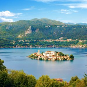 Il Lago d'Orta, l'Isola San Giulio e il Museo Moca di Omegna