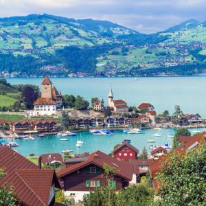 Il trenino verde delle alpi e il Lago di Thun